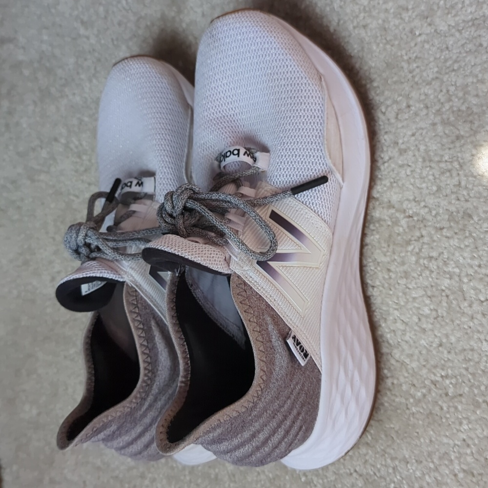 New balance white sneakers